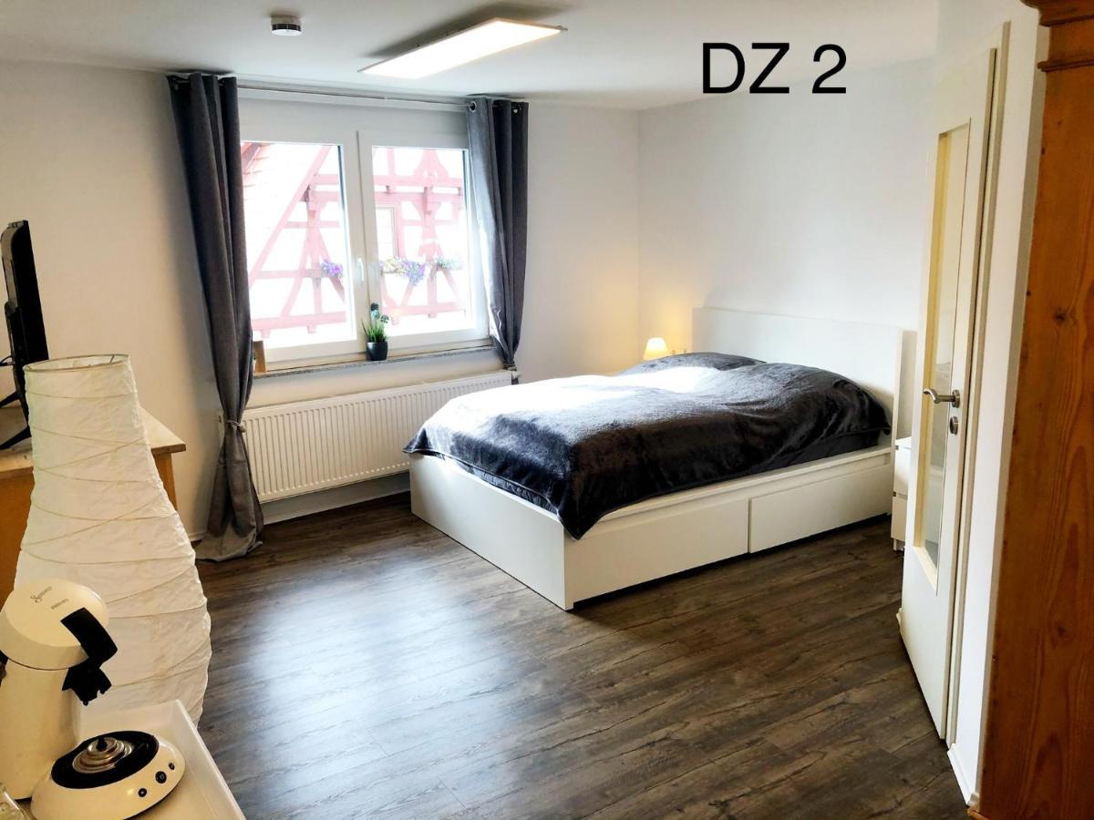 Lisas Gaestehaus Neckartenzlingen 外观 照片