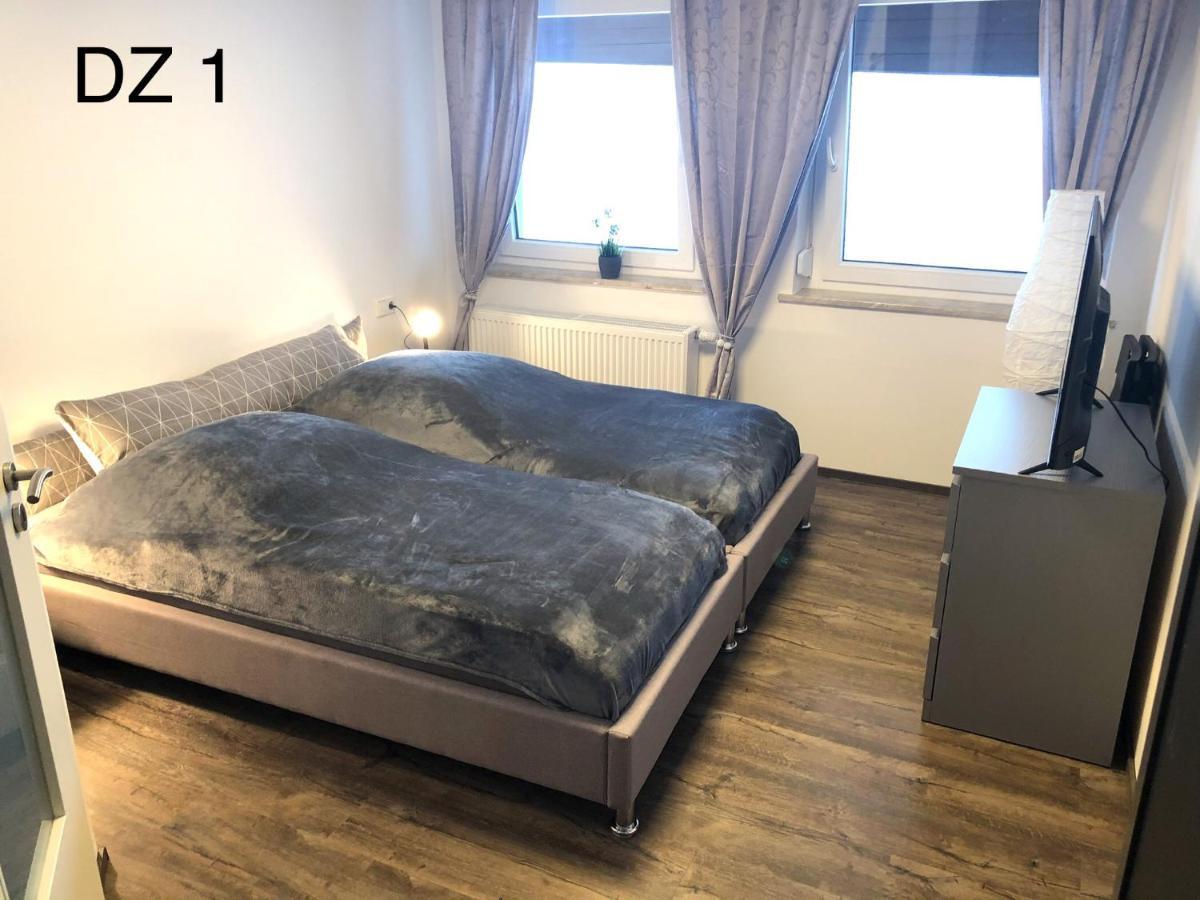 Lisas Gaestehaus Neckartenzlingen 外观 照片
