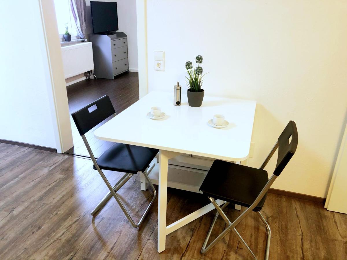 Lisas Gaestehaus Neckartenzlingen 外观 照片