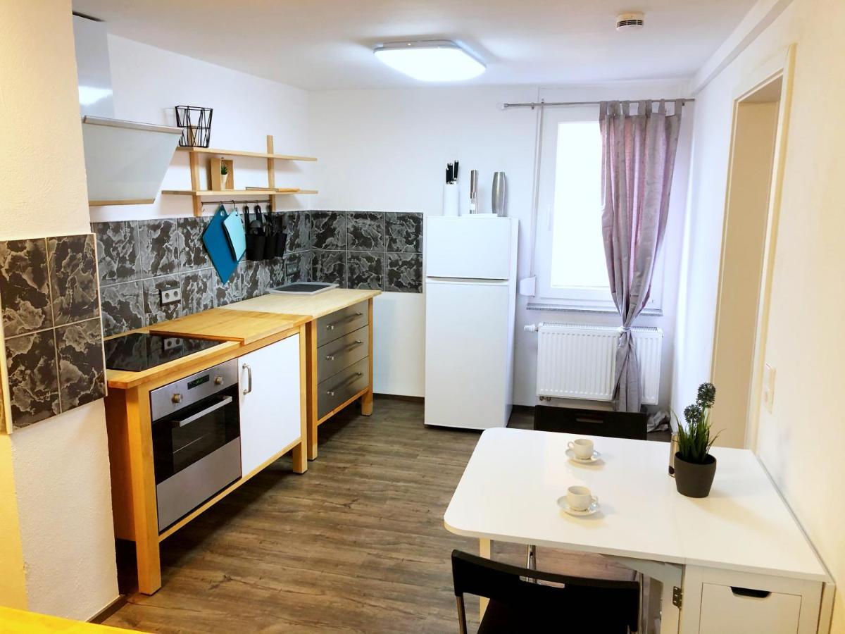 Lisas Gaestehaus Neckartenzlingen 外观 照片
